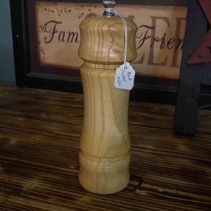 Ash pepper mill grinder